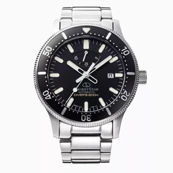 Orient 東方之星Divers 系列潛水200M黑色錶盤男士機械手錶 RE-AU0301B00B
