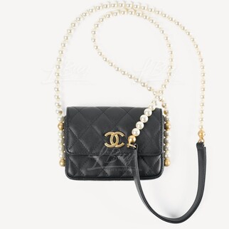 Chanel 垂盖仿珍珠链带 卡片套小手袋斜背袋
