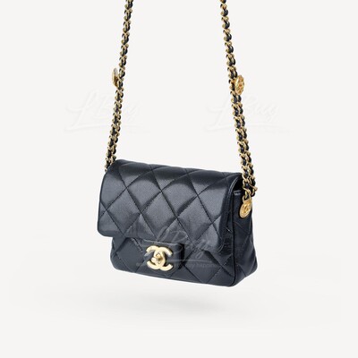 Shop CHANEL TIMELESS CLASSICS Classic Chanel CF Mini Flap Bag Heart Chain  Lambskin 19cm Black by smileboutique  BUYMA