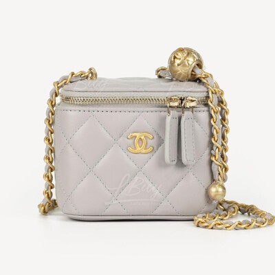 CHANEL-Chanel Gold Ball Mirror Base CC Logo Classic Small Vanity with Chain  Light Grey AP1447