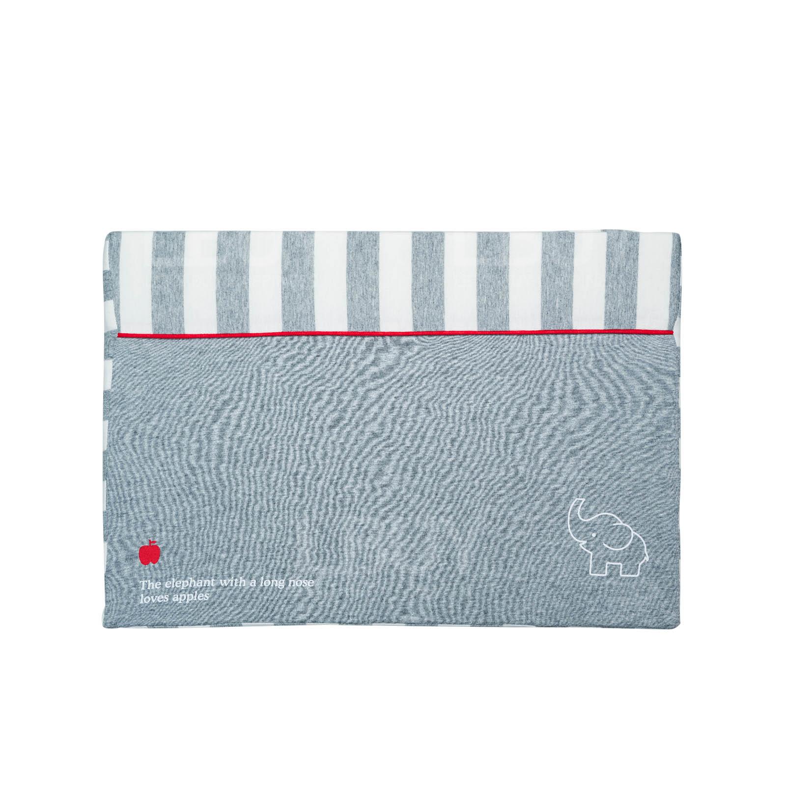 日本嬰兒防吐奶三角枕- 灰色象仔