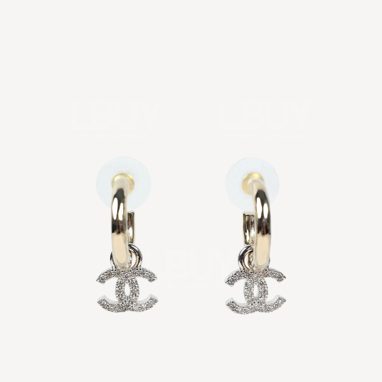 Chanel 圈圈CC Logo水钻吊坠耳环 AB8289