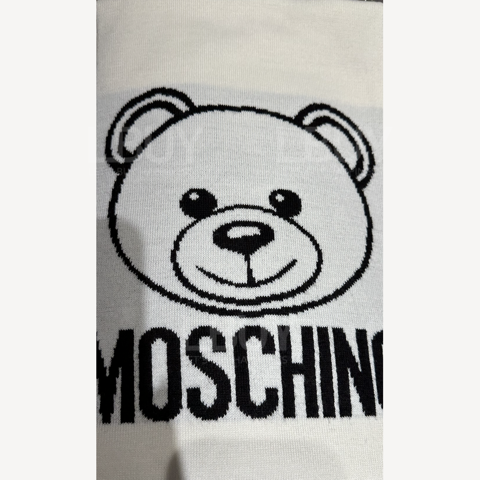 Moschino 白色拼黑色熊仔頭羊毛圍巾